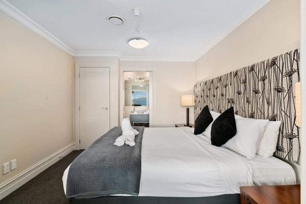 The Beacon - 2 Bedroom Luxe Apartment Queenstown Kültér fotó